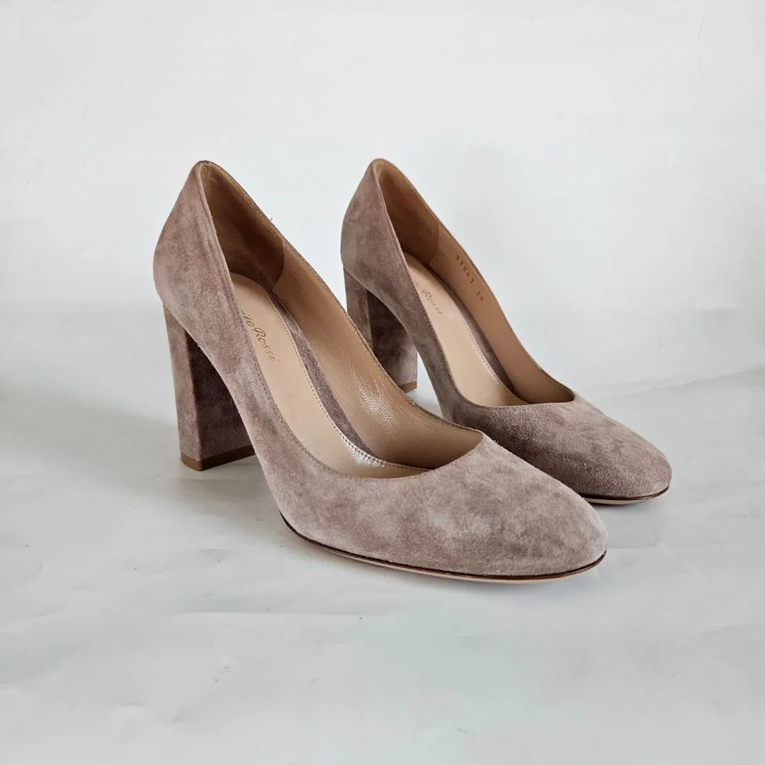 Gianvito Rossi  nude suede round toe block heel pumps, 38